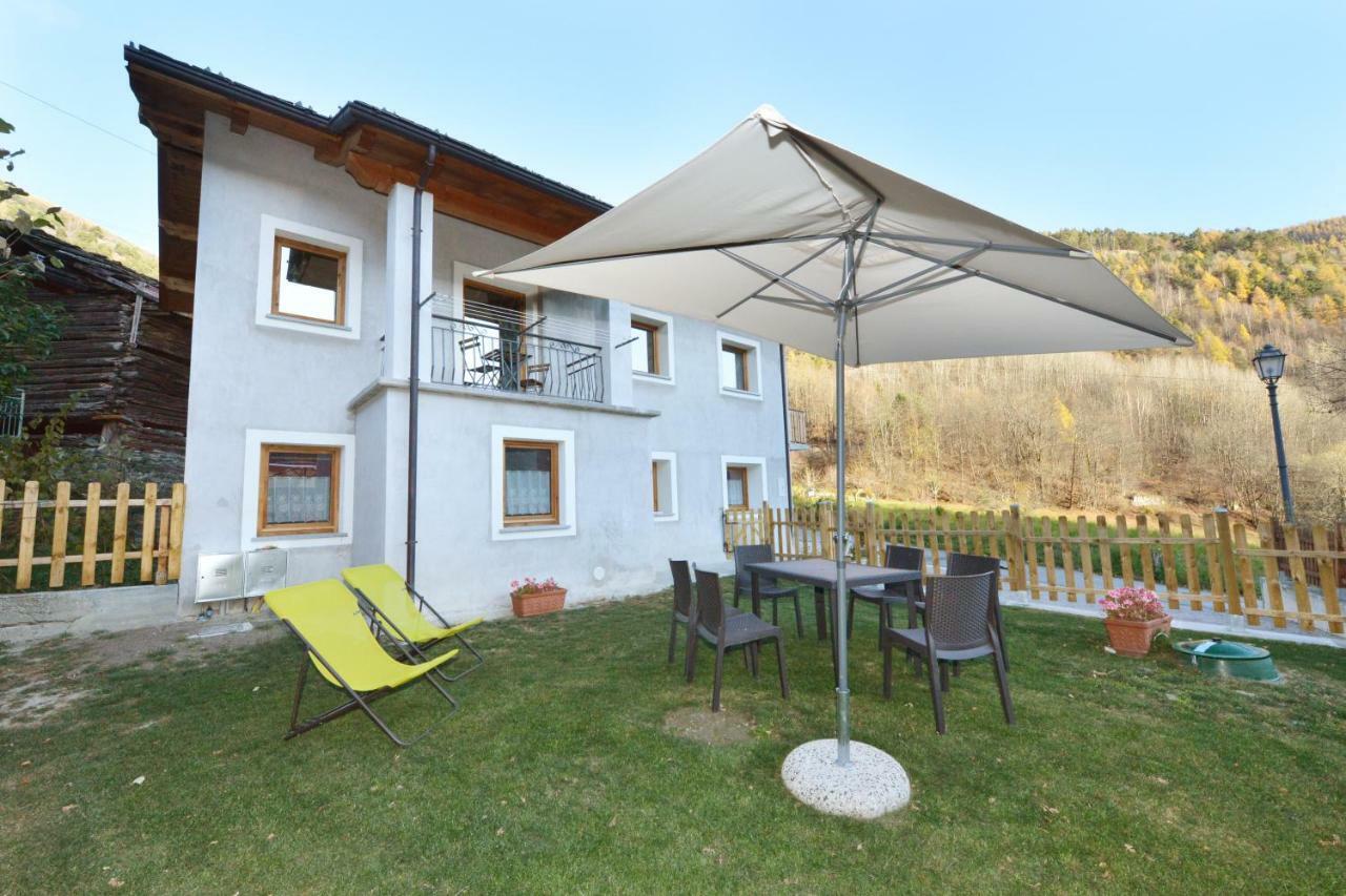 Apartamento Lo Metcho Dou Bino Antey-Saint-André Exterior foto